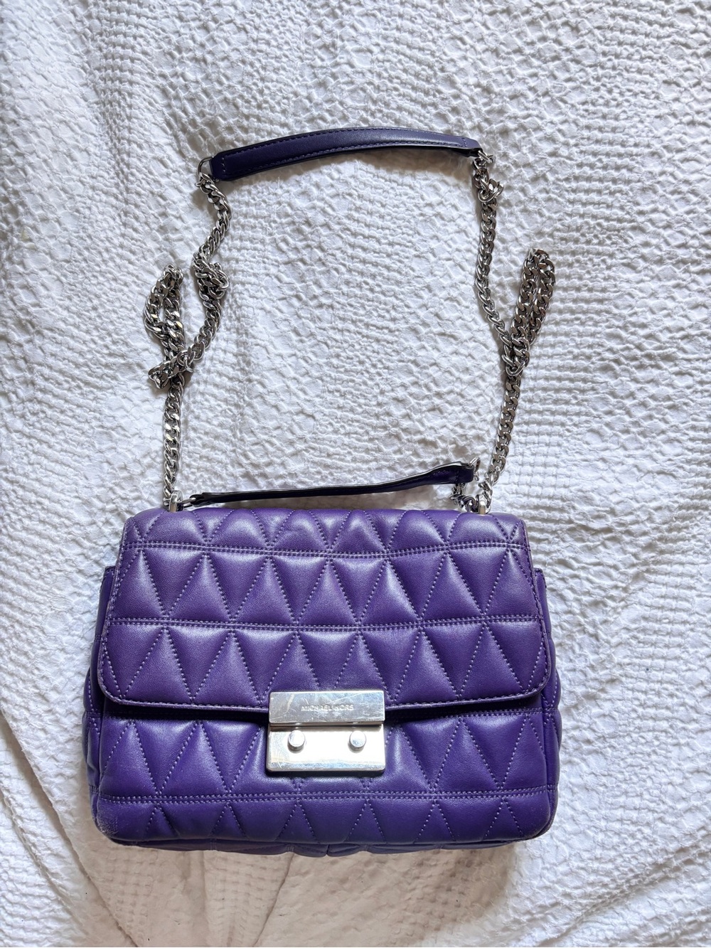 Michael Kors Violet Quilted Leather Shoulder Bag with Silver Chain - Picture 2 of 10